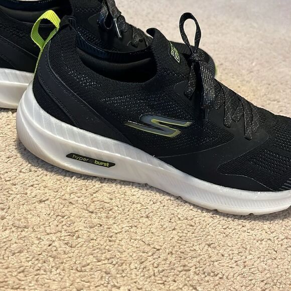 SKECHERS MENS SIZE 8.5 GO RUN HYPER BURST SHOES - Picture 2 of 7